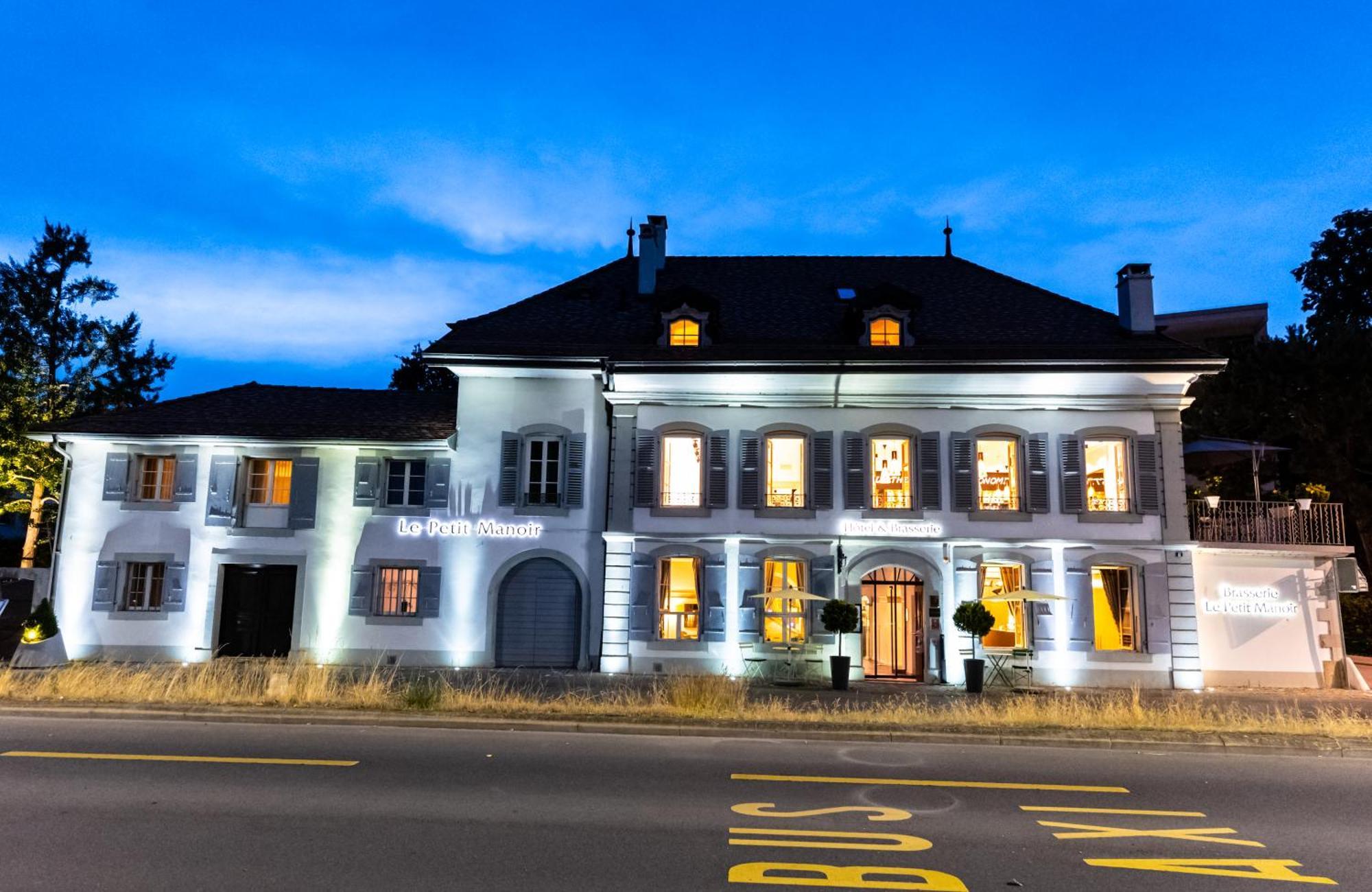 Le Petit Manoir Hotel